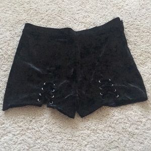 Velvet black shorts
